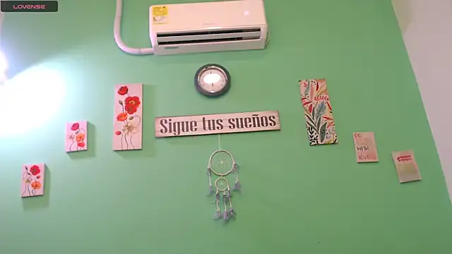 alisontitsmilk19 online show from October 2025 12:33:02 AM