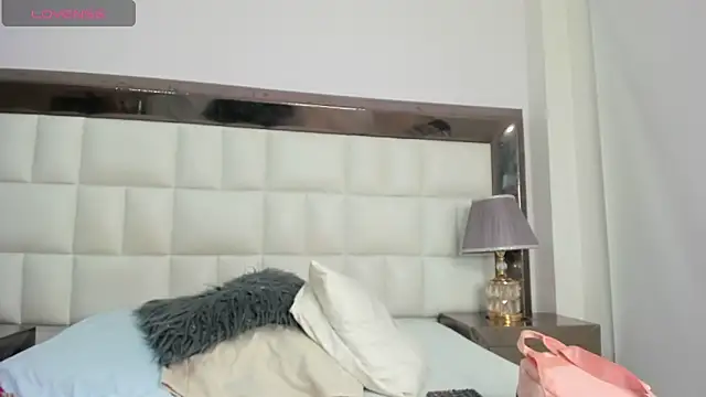 DaphneLloyd online show from May 2026 04:43:01 AM