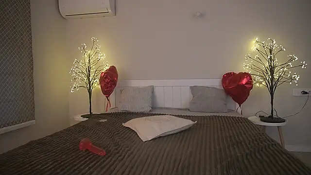 PamelaXX  online show from March 2025 04:40:02 AM