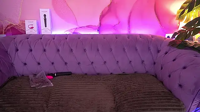 PamelaXX  online show from December 2025 09:05:01 PM