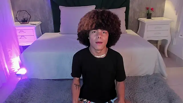 Alexiis Etereo online show from March 2026 07:27:02 PM