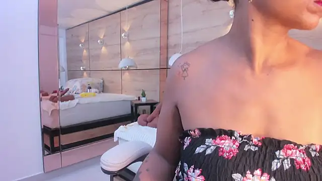 martina touss online show from November 2025 12:16:02 PM