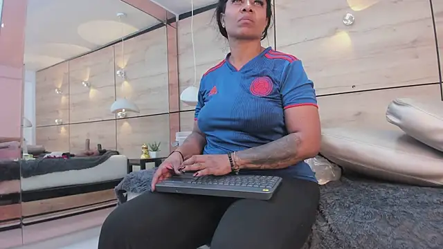 martina touss online show from July 2026 12:57:02 AM