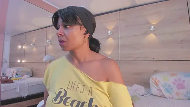 martina touss online show from November 2025 12:27:02 PM