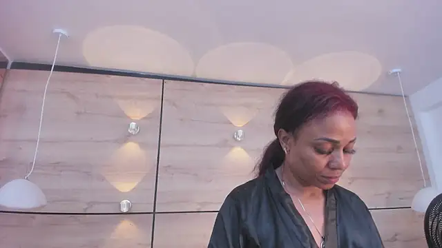 martina touss online show from December 2025 12:54:02 AM