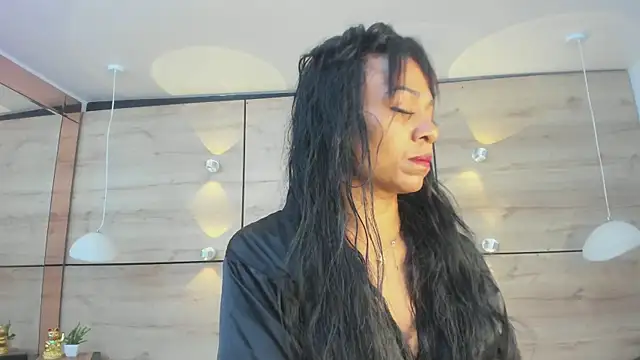 Snapshot of martina_touss chatting on May 2026 12:48:02 PM martina touss online show from May 2026 12:48:02 PM