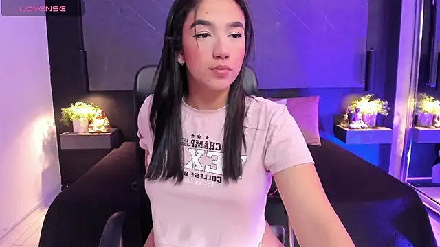 SaraaMills online show from April 2026 03:52:01 AM
