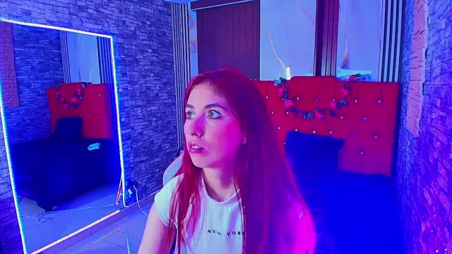 mildre303av online show from October 2025 05:56:02 PM