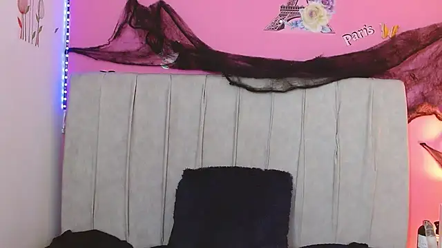 mildre303av online show from October 2025 10:31:02 PM