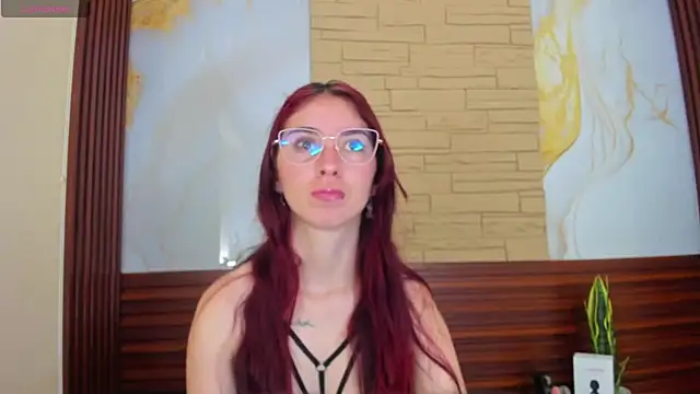 mildre303av online show from September 2025 02:45:02 PM