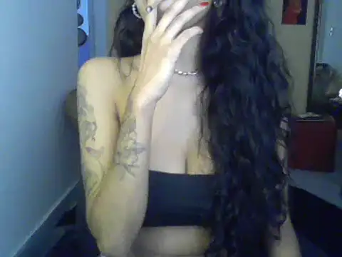 Snapshot of lilith-fuego chatting on March 2025 03:43:02 AM lilith-fuego online show from March 2025 03:43:02 AM