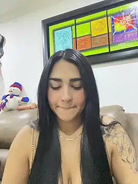 Snapshot of Charlotte_cute18 chatting on December 2024 05:03:01 AM Charlotte cute18 online show from December 2024 05:03:01 AM