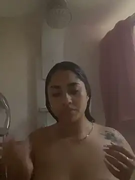 Snapshot of Charlotte_cute18 chatting on December 2024 05:15:01 PM Charlotte cute18 online show from December 2024 05:15:01 PM