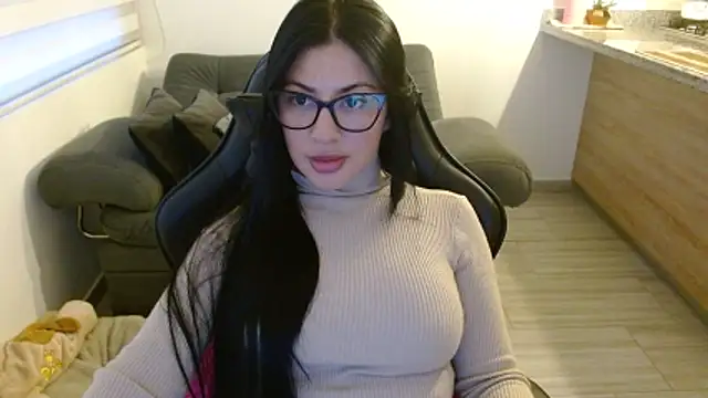 Charlotte cute18 online show from March 2026 11:05:01 PM