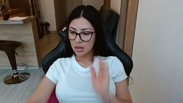 Charlotte cute18 online show from February 2026 10:32:02 PM