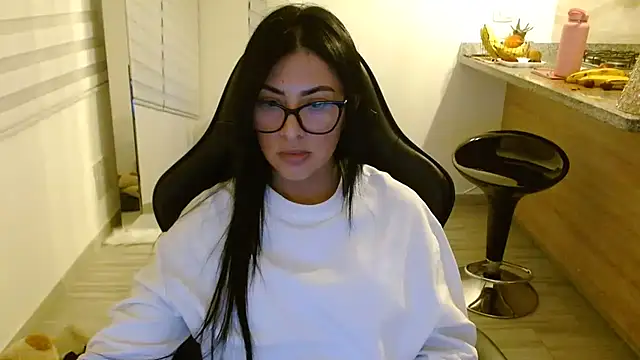 Charlotte cute18 online show from January 2026 05:14:02 AM