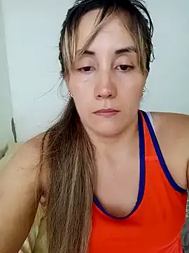 Isabel23zr online show from January 2025 03:15:01 PM