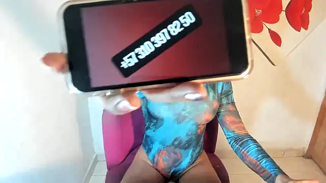 naomiwildburn online show from March 2026 02:11:01 PM