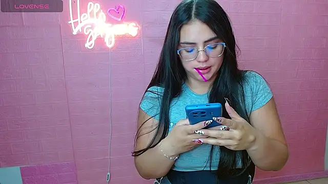 Snapshot of karol_9 chatting on November 2025 03:10:01 AM karol 9 online show from November 2025 03:10:01 AM