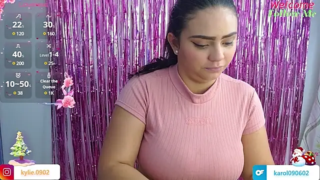 Snapshot of karol_9 chatting on December 2024 05:36:01 AM karol 9 online show from December 2024 05:36:01 AM