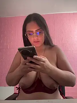 Snapshot of karol_9 chatting on March 2025 10:10:01 PM karol 9 online show from March 2025 10:10:01 PM