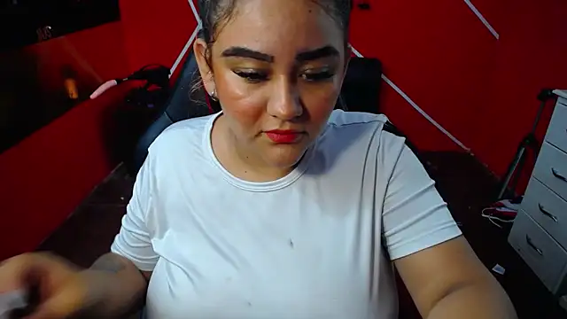 loly bigbooty4u online show from November 2025 06:23:02 AM