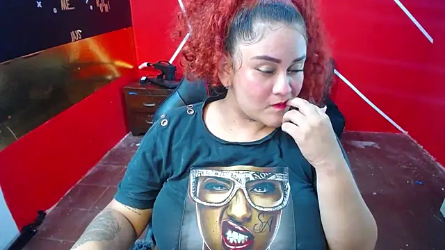 loly bigbooty4u online show from November 2025 06:17:01 AM