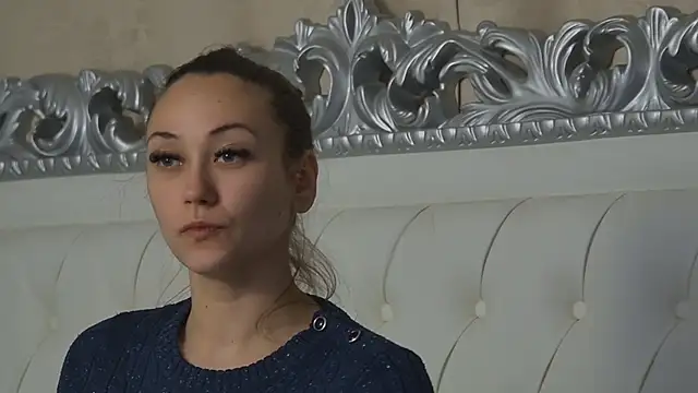 AliceMunro online show from October 2025 08:38:01 PM