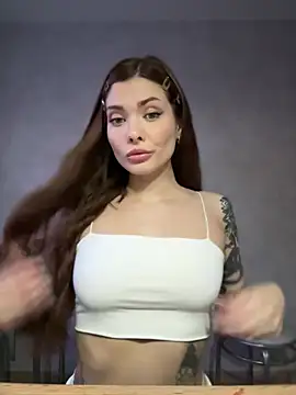 Accole online show from February 2025 05:23:01 AM