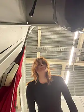 Accole online show from December 2025 08:49:01 AM