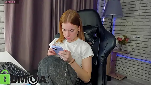 Stacey Brown online show from February 2026 01:05:02 AM