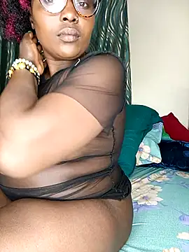 melaninebony1 online show from April 2026 01:15:01 PM