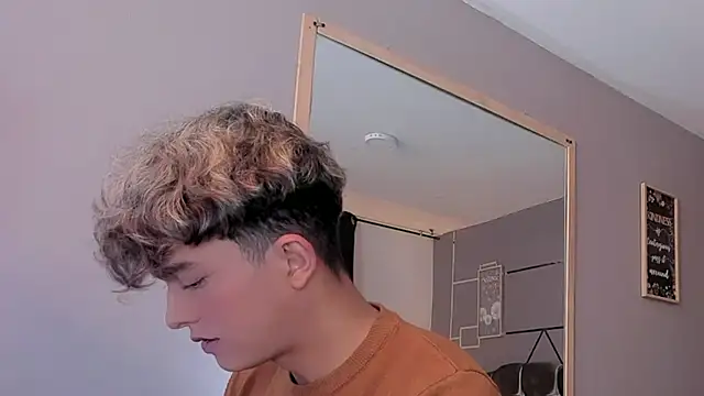 ANDRIUS 24 online show from January 2025 01:09:02 PM