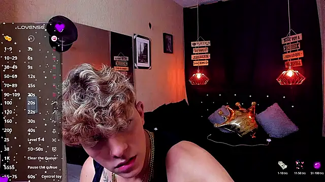 ANDRIUS 24 online show from January 2026 03:32:01 AM