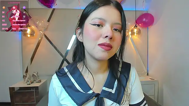 Snapshot of MarielQueenx chatting on January 2025 07:35:02 AM MarielQueenx online show from January 2025 07:35:02 AM