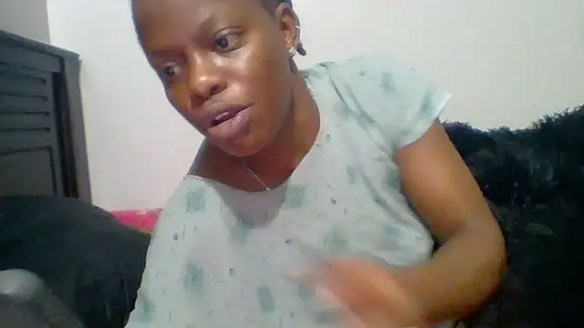 Petite 254 online show from October 2025 08:15:01 AM