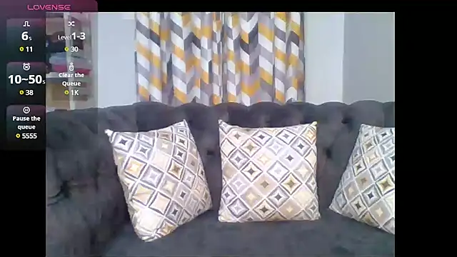 Petite 254 online show from March 2025 11:34:02 AM