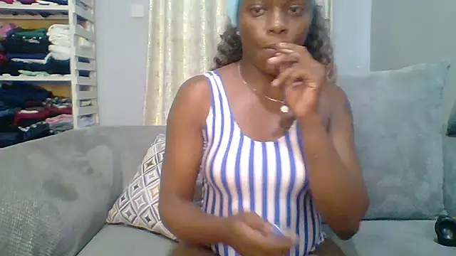 Petite 254 online show from September 2025 10:33:01 AM