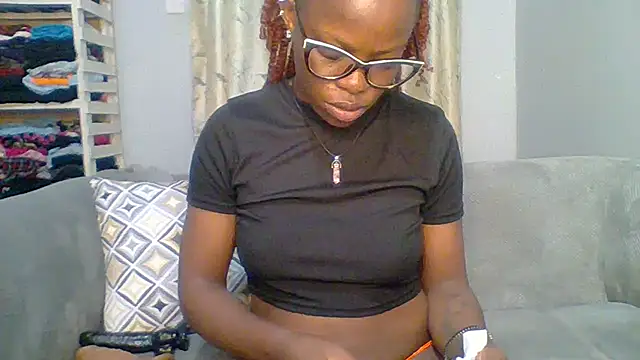 Petite 254 online show from May 2026 12:53:02 AM
