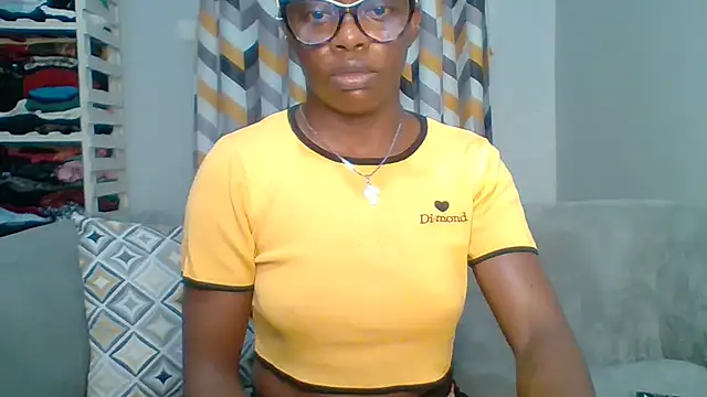 Petite 254 online show from February 2026 01:15:02 AM