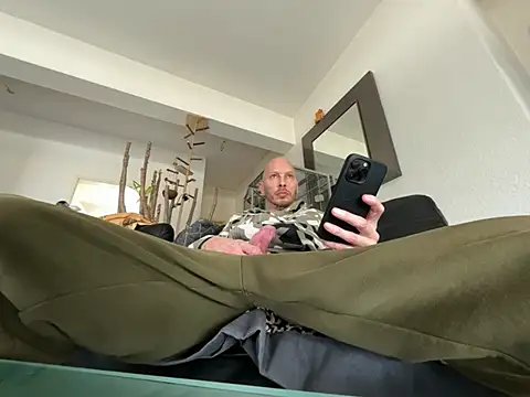 Snapshot of Germankink chatting on February 2025 10:28:02 AM Germankink online show from February 2025 10:28:02 AM