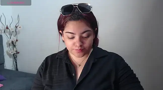 KathyGonzalez online show from February 2025 12:33:01 PM