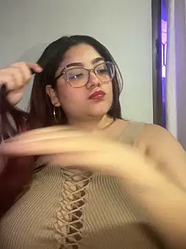 KathyGonzalez online show from September 2025 10:05:01 PM