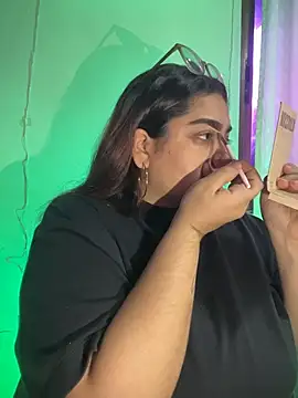 KathyGonzalez online show from December 2025 09:05:01 PM