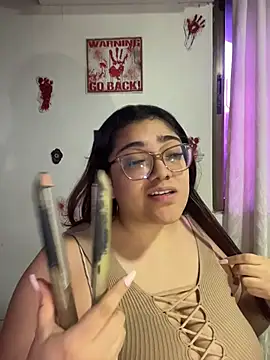 KathyGonzalez online show from October 2025 09:25:02 PM