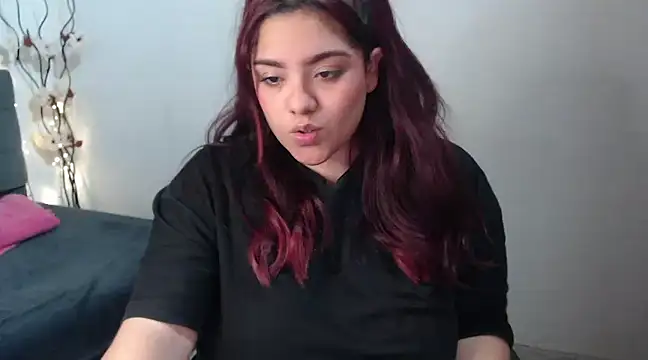 KathyGonzalez online show from February 2025 04:17:02 PM
