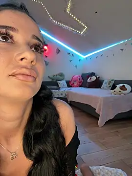 SelenaBee online show from June 2026 08:09:02 AM