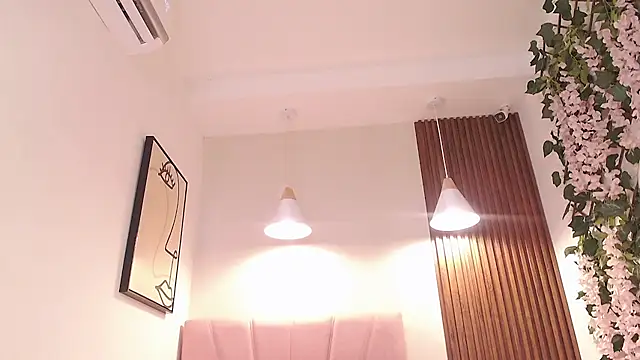 Snapshot of _Daneshka chatting on September 2025 06:11:01 PM Daneshka online show from September 2025 06:11:01 PM