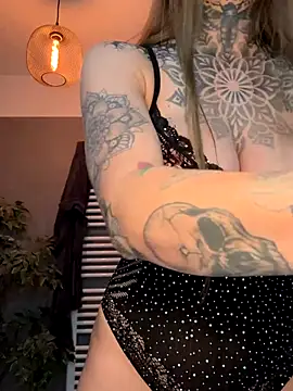 ElenaHaze online show from December 2025 08:39:02 AM