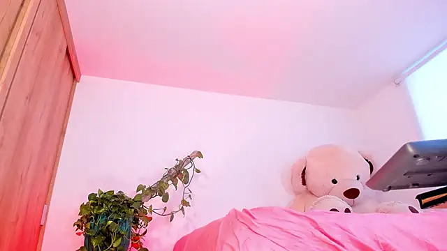 Snapshot of The_queen_of_pleasure chatting on November 2025 11:47:02 AM The queen of pleasure online show from November 2025 11:47:02 AM